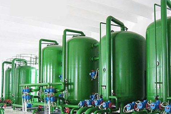 襯膠罐出現(xiàn)封頭裂紋該采取什么樣的解決方法？